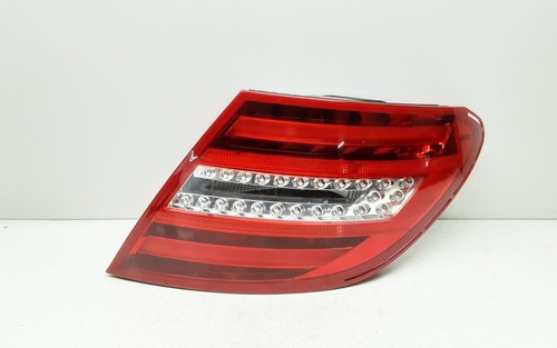 Mercedes benz w204 2012 - mercedes-benz, c