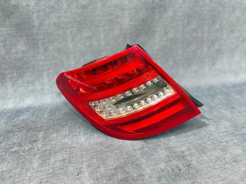 Mercedes benz rückleuchte - mercedes,